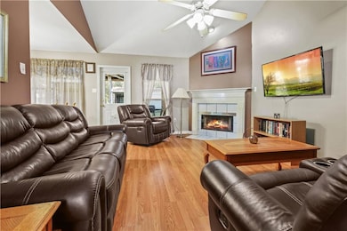 1326 Franklin St, Mandeville, LA 70448 - photo 2