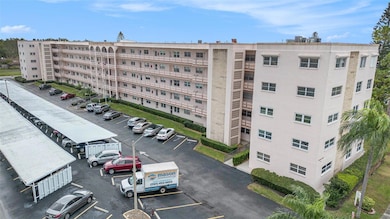 5623 80th St N unit 211, Saint Petersburg, FL 33709 - photo 2