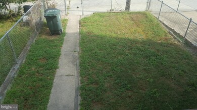 3238 Cliftmont Ave, Baltimore, MD 21213 - photo 3