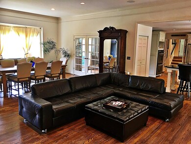 326 Vaughn Rd, Nashville, TN 37221 - photo 6