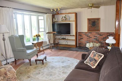 204 Lawrence Rd, Richmond, VT 05477 - photo 4