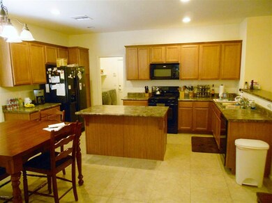 Kitchen (2)