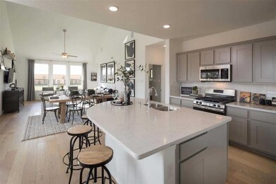 23714 Pullin Dr, Pleasanton, TX 78064 - photo 3