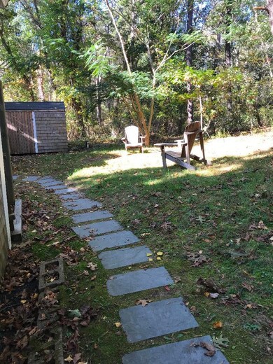 1 Lamberts Cove Road Wt & 699 Lamberts Cove Rd Vh unit WT & VH, West Tisbury, MA 02575 - photo 2