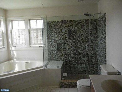 8 Byron Dr, Mount Laurel, NJ 08054 - photo 4