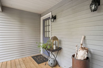 103 N Bennett St, Geneva, IL 60134 - photo 3