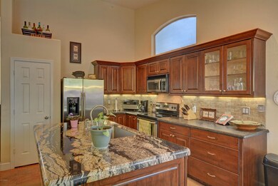 7 - Kitchen