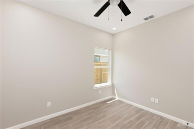 3305 Fuerte Ave unit 3, McAllen, TX 78504 - photo 6