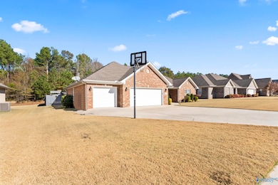 1407 Gypsy Trail SW, Hartselle, AL 35640 - photo 2