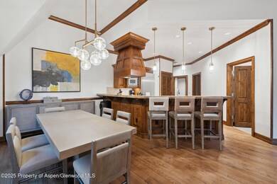 31BDiningKitchen