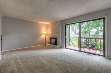 6600 Halsey St, Shawnee, KS 66216 - photo 6