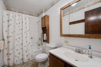 201 W Fillmore St, Philo, IL 61864 - photo 7