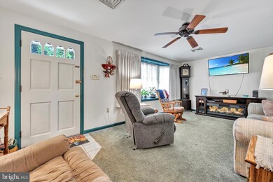 84 N Hershey Ave, Leola, PA 17540 - photo 5