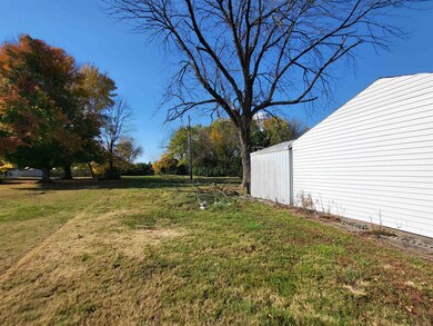 1703 Boulevard Place, Princeton, IN 47670 - photo 5