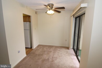 8600 Village Square Dr unit A, Alexandria, VA 22309 - photo 3