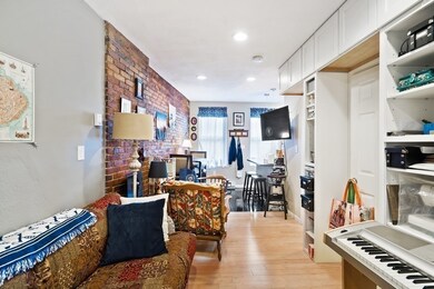 8 Battery St unit 9, Boston, MA 02109 - photo 3