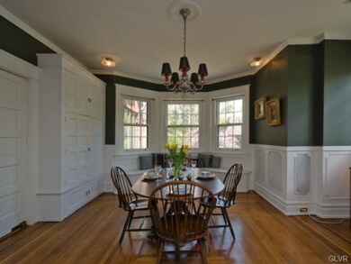 221 N 30th St, Allentown, PA 18104 - photo 5