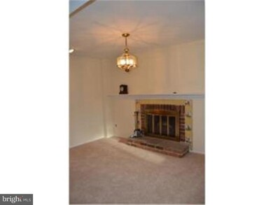 206 Bernard Ct, Chesterbrook, PA 19087 - photo 3