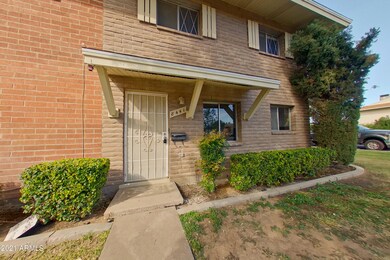 8441 E Montebello Ave-print-002-048-Fron