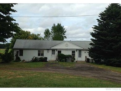 Exterior Front 1330 Brant N Collins Rd