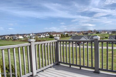 121 Limerick Ln, Selinsgrove, PA 17870 - photo 3