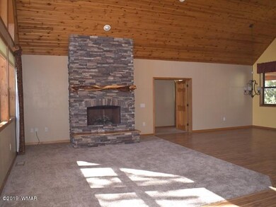003_Living Room