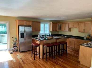 12 Crestview Cir, Londonderry, NH 03053 - photo 3