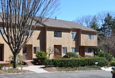 105 River W, Greenwich, CT 06831 - photo 2