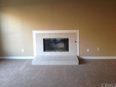 Family Room w/ Fireplace