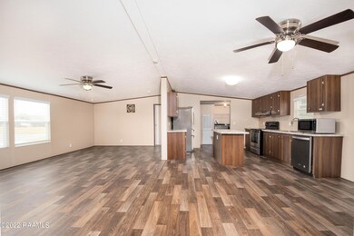 8_Living Kitchen-1