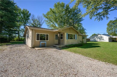 8501 W 450 S, Columbus, IN 47201 - photo 3