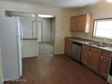 7946 Lake Geneva Ln, Keystone Heights, FL 32656 - photo 4