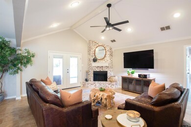 2618 Prestwick, Jacksonville, TX 75766 - photo 4