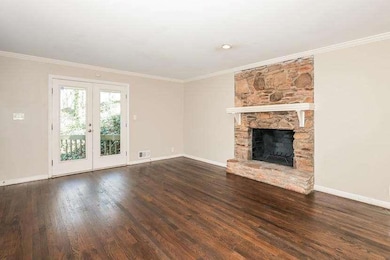 7127 Riverside Dr NW, Atlanta, GA 30328 - photo 5