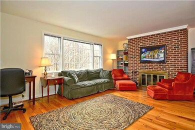 6044 Hardwick Place, Falls Church, VA 22041 - photo 3