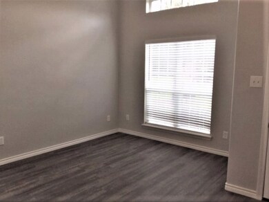 30507 N Sulphur Creek Dr, Magnolia, TX 77355 - photo 4