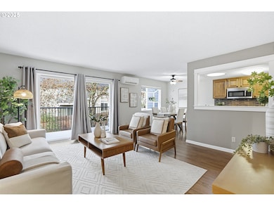 10955 SW Meadowbrook Dr unit 16, Portland, OR 97224 - photo 4