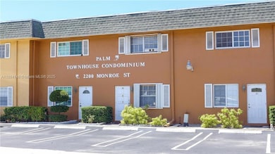 2200 Monroe St unit 23, Hollywood, FL 33020 - photo 5