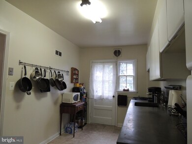 1225 Meridene Dr, Baltimore, MD 21239 - photo 7