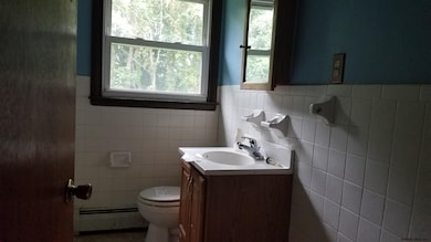 37 Lakeside Dr, Castleton On Hudson, NY 12033 - photo 4