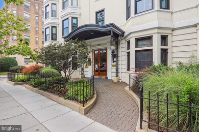 1669 Columbia Rd NW unit 210, Washington, DC 20009 - photo 2