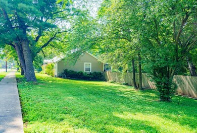 704 Salem Ave, Rolla, MO 65401 - photo 3