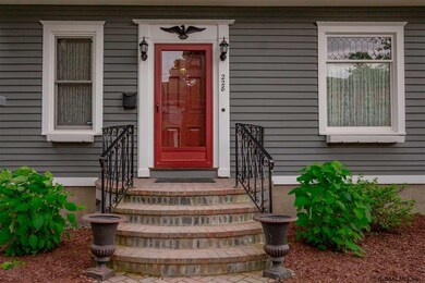 228 Caroline St, Saratoga Springs, NY 12866 - photo 3