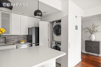 The Marais unit 12B, New York, NY 10011 - photo 3