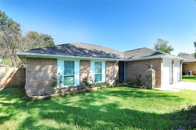 10418 Mackenzie Dr, Houston, TX 77086 - photo 2