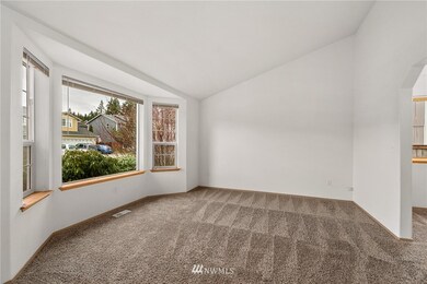 8215 186th St E, Puyallup, WA 98375 - photo 5
