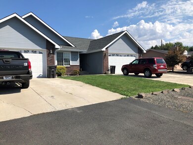 7005 Yak Ave 26