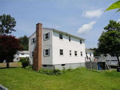 60 Blackberry Ln, Northampton, MA 01060 - photo 2