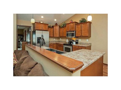 Eat-in Kitchen.