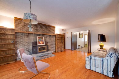 13_DaytonHomePhoto13_mls